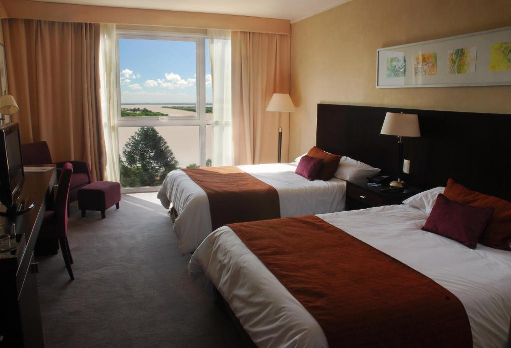 Howard Johnson Plaza Resort & Casino Mayorazgo Paraná Oda fotoğraf